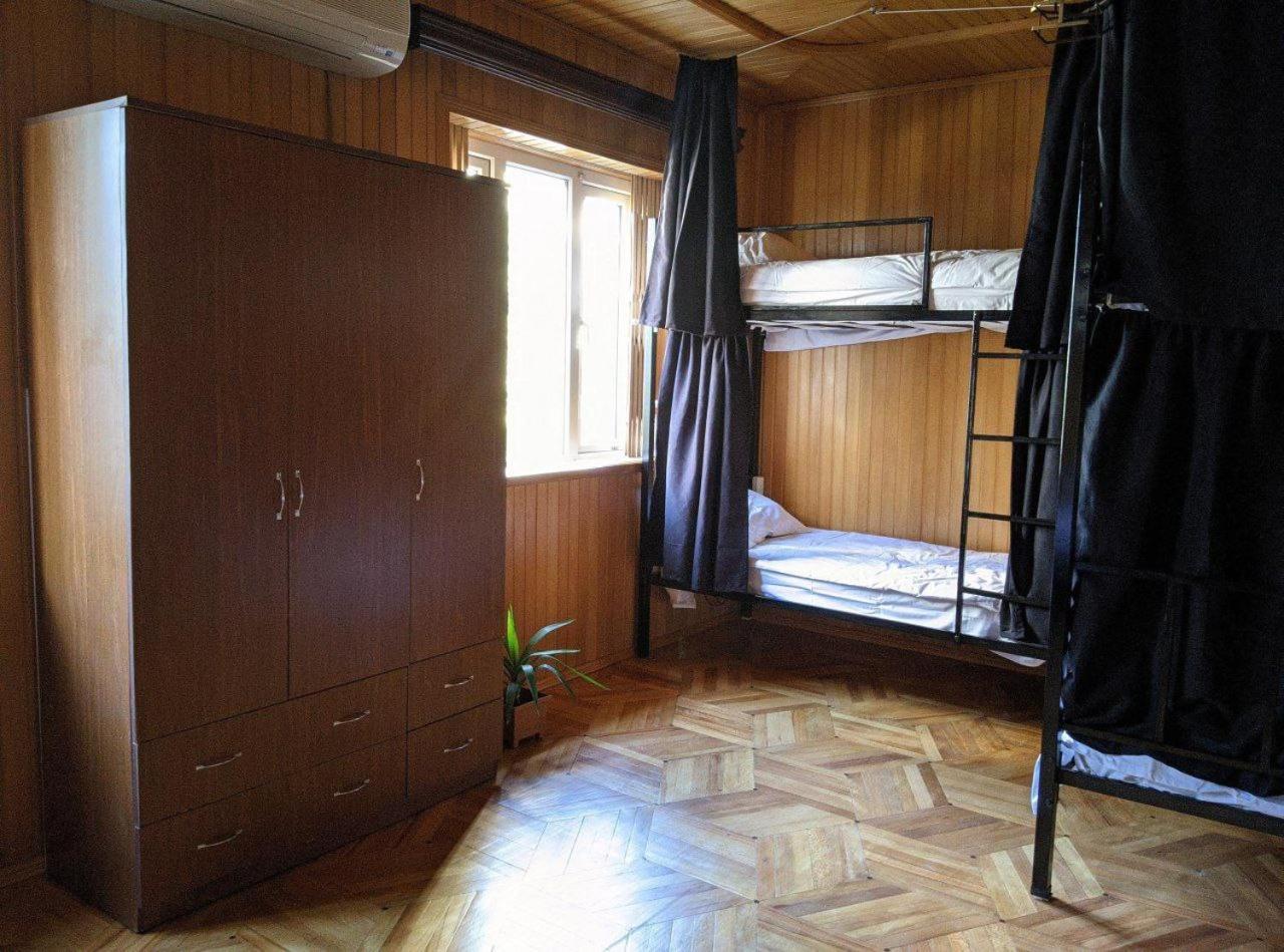 Palm Hostel 巴统 外观 照片